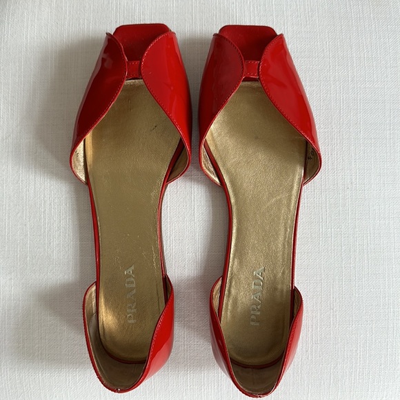 Prada Red Patent Flats 10/10.5 - Picture 2 of 11